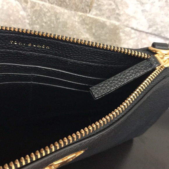 Tory Burch Bags Tory Burch Carson Zip Top Crossbody Bag Poshmark